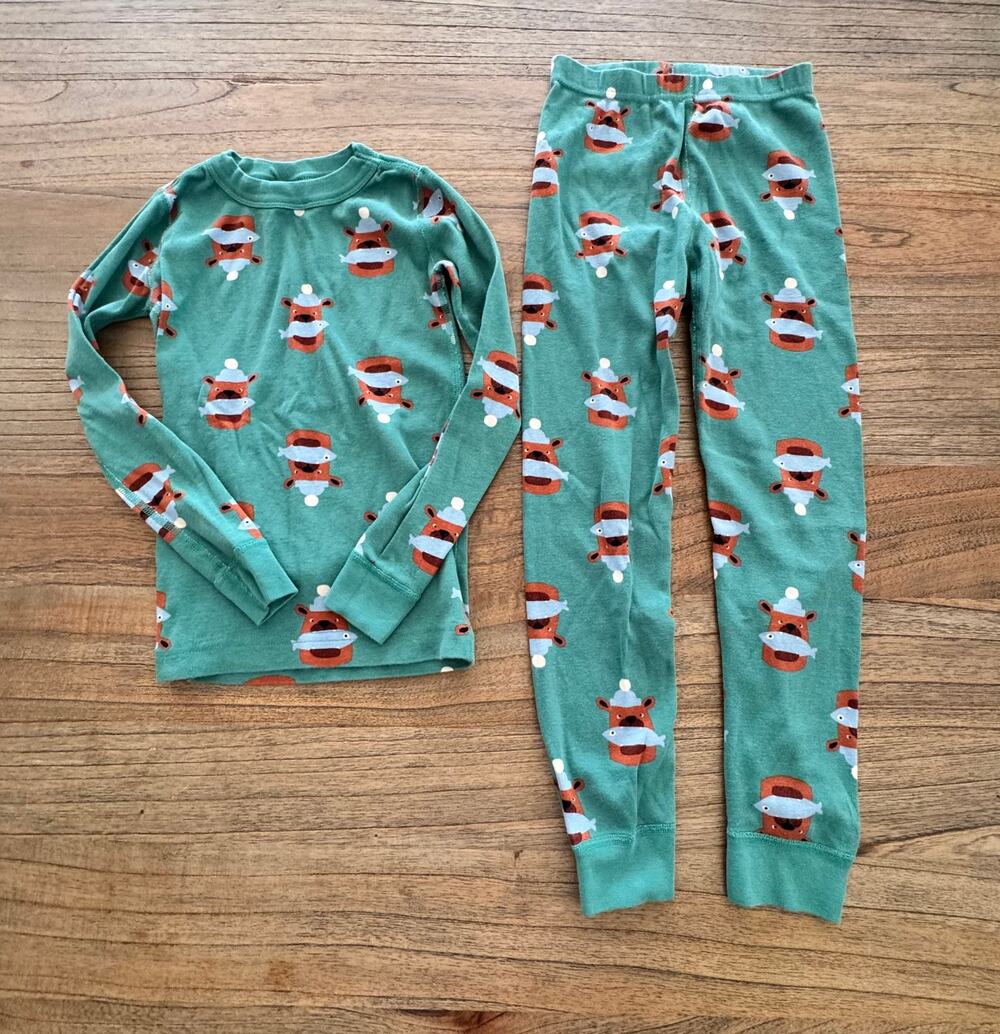 Hanna Andersson Christmas Pajamas - Size 6-7